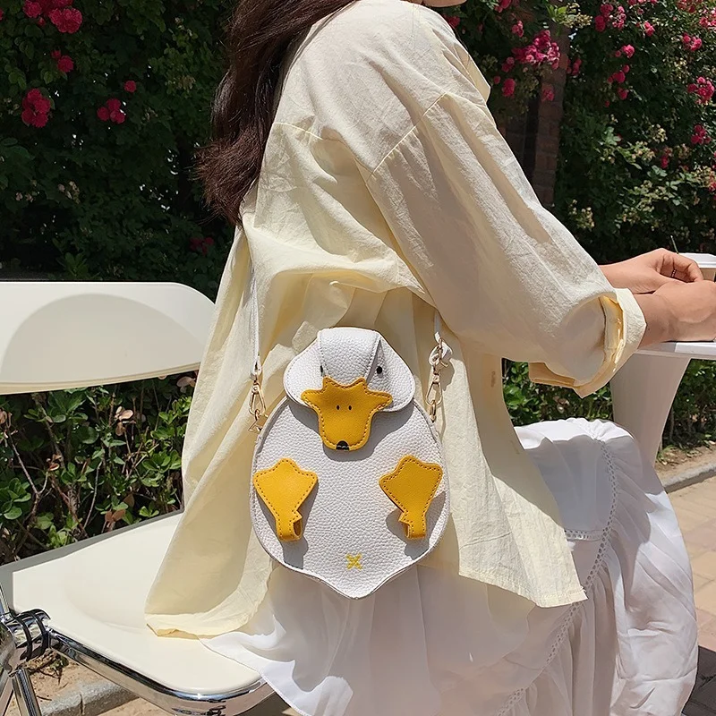 

2021 new trend cute small bag popular fashion one-shoulder messenger bag female bag all-match casual