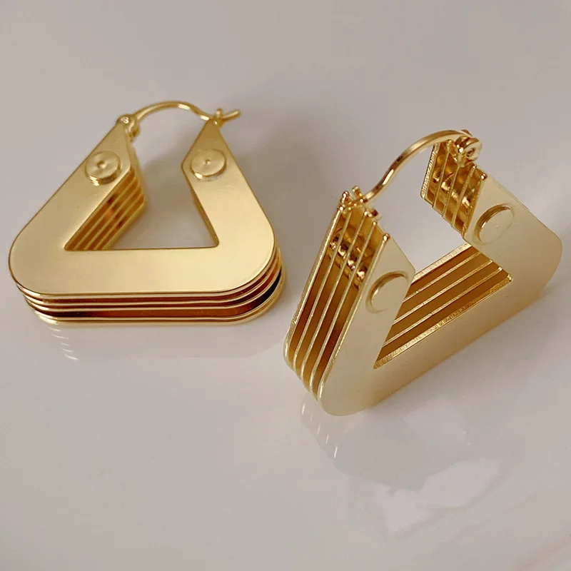 

Винтажная Женская бижутерия, новинка 2022New, ажурный орган, треугольник, Аро для очаровательной леди, роскошный подарок, корейская мода, ювели...