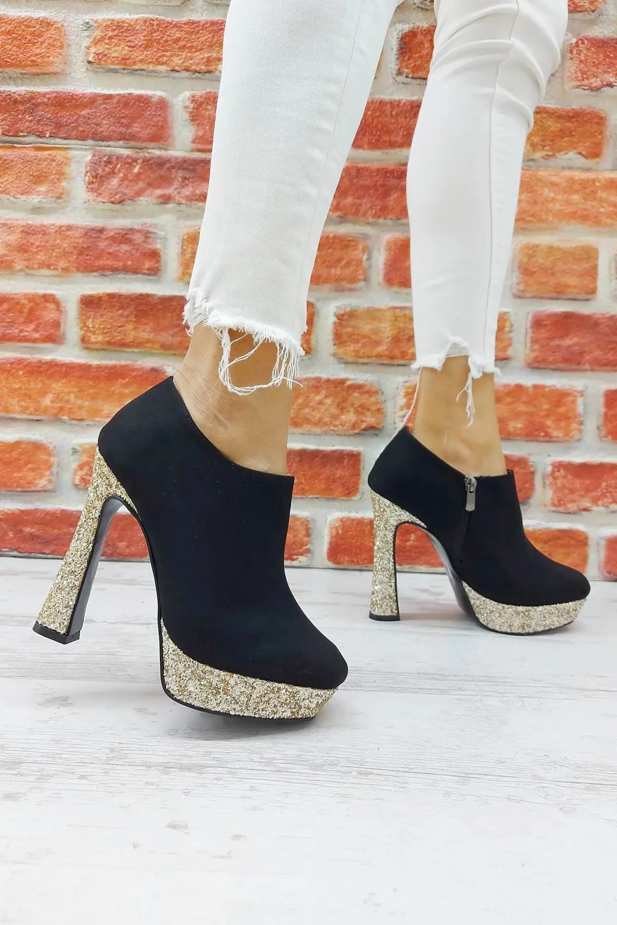 

Women's Fashion Handmade Special Gold Heels Boots