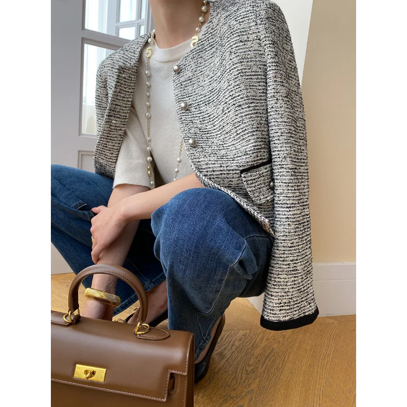 Рисунок 5 - Женское твидовое пальто с длинным