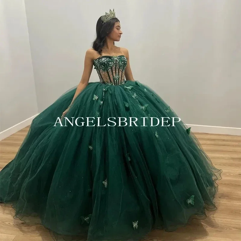 

2024 New Emerald Green Princess Ball Gown 15 year old Quinceanera Dresses With Big Bow Beaded Girls Party Gowns