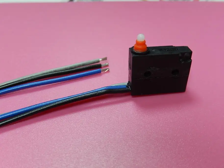 

1pc G9A05-200GEL0 micro switch car electronic lock shift switch