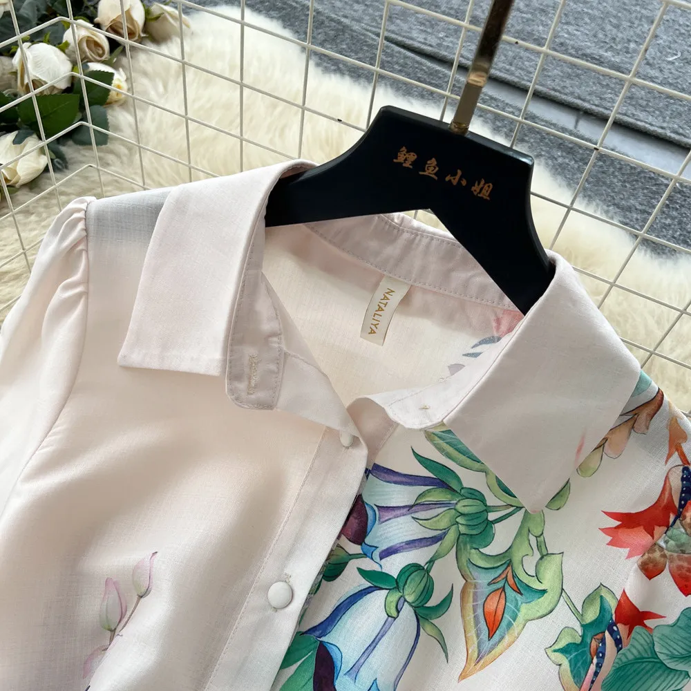 Фото ALPHALMODA 2026, Весна, Лето, Новинка, Французский пасторальный стиль, Платье с принтом, Женское, с отложным воротником, с коротким рукавом, с поясом, Платье №5