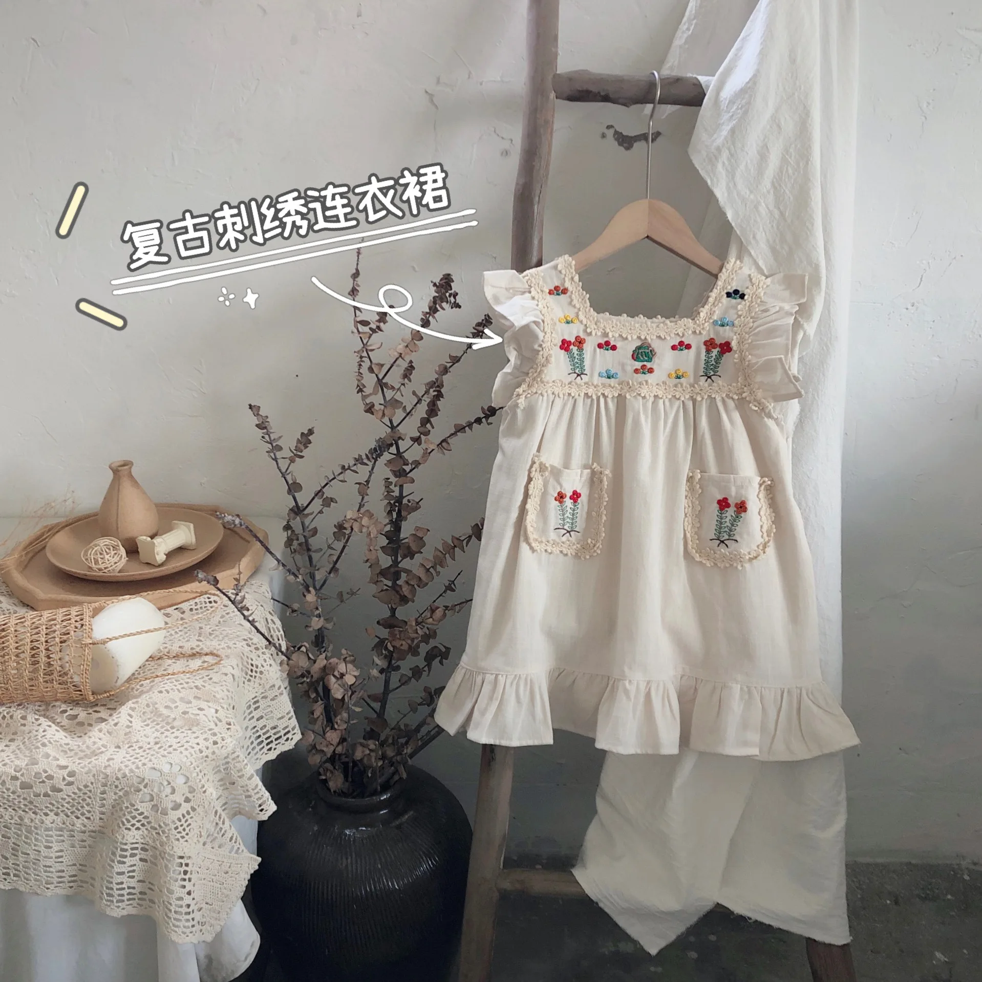 

Summer 2022 New Arrivals Girls Sleeveless Embroidery Floral White Cute Designer Elegant Evening Party Girl Dresses 4-7T