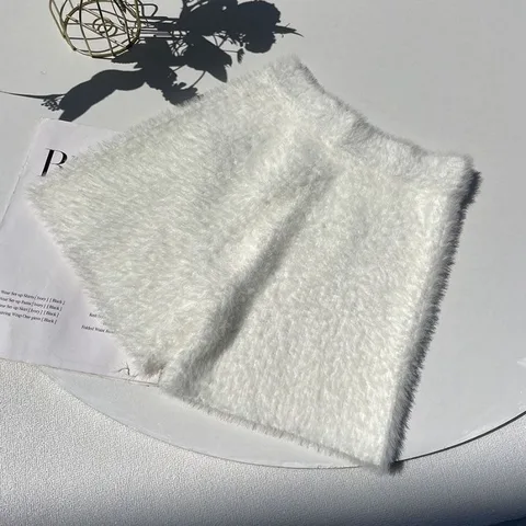 Женские вязаные шорты из полиэстера