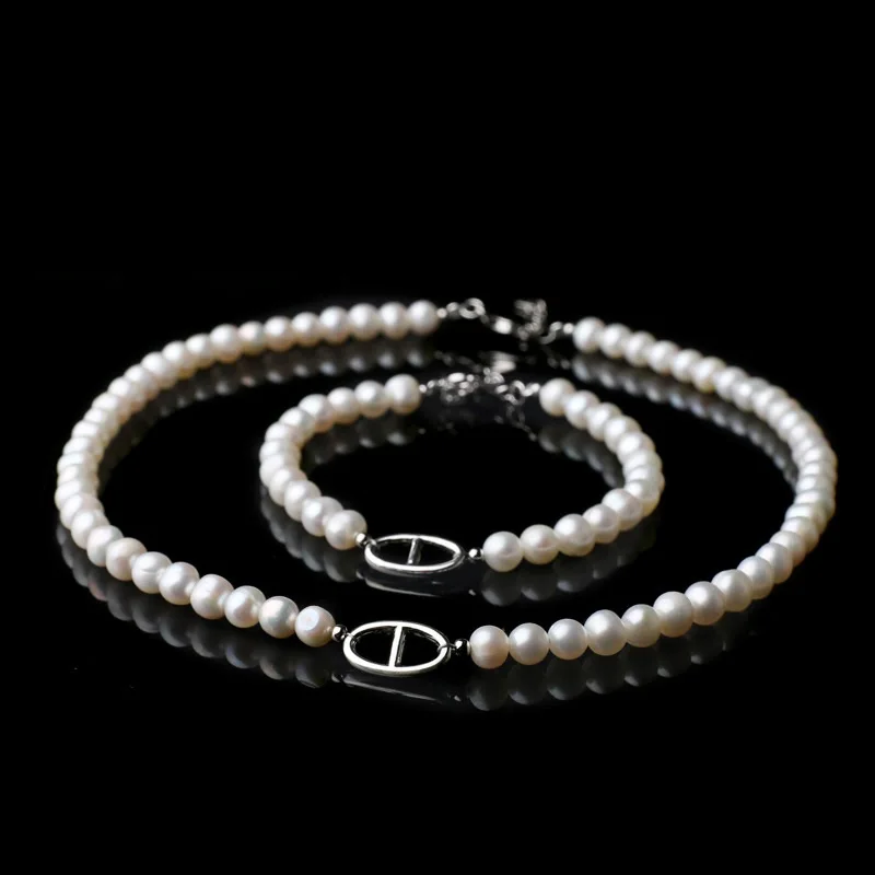 

Natural Freshwater Pearl Necklace Bracelet for Women 18K Gold Pig Nose Pendant Chain Fine Clavicle Summer Accessories Jewelry