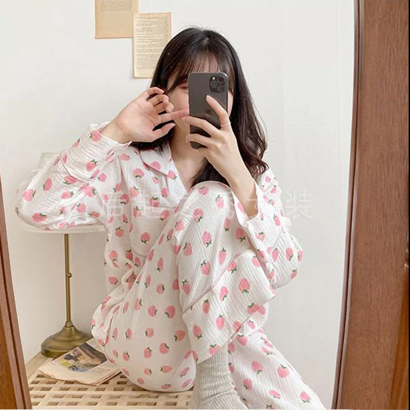 

100% хлопчатобумажная марлевая Пижама для женщин, длинная одежда для сна, пижама с принтом клубники, пижама с длинным рукавом, комплект из 2 пр...