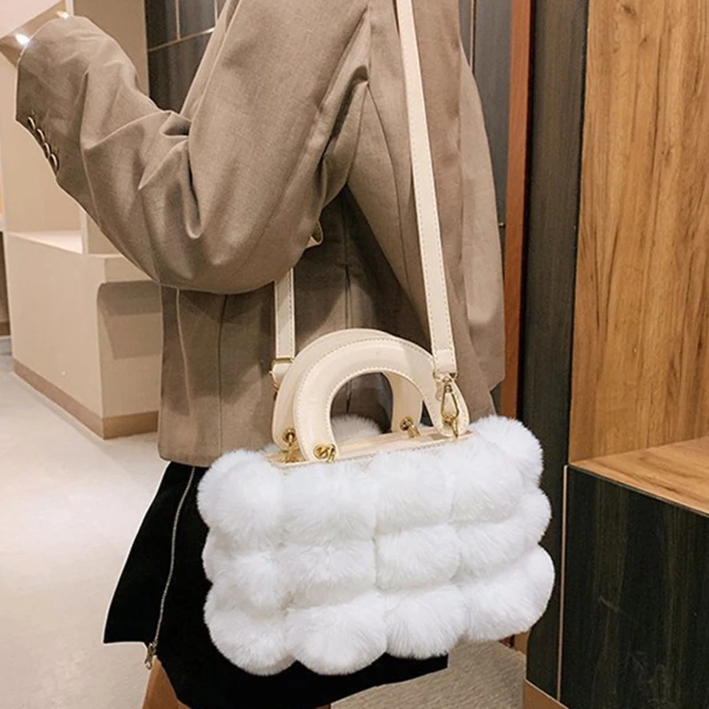 

Luxury Winter New Plush Handbag Ladies Cute Tote Bag Designer Hair Ball Women Shoulder Messenger Bags Bolsos Mujer Bags