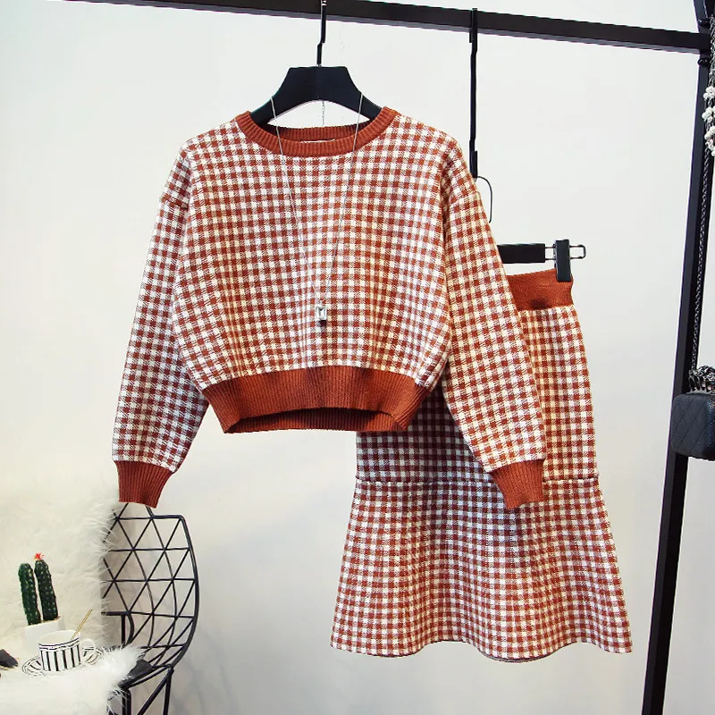 

Women Two Piece Sets Cropped Top and Mini Skirt Fashion Plaid Sweater&Mermaid Dress Sets Female Autumn Winter Outfits Tracksuits