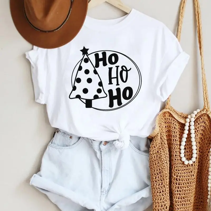 

Женская футболка с коротким рукавом, с надписью «елка»