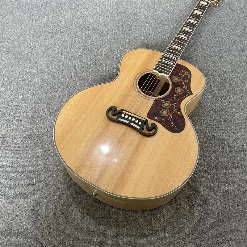 

Classic brand folk guitar, brand pick-up, high-quality spruce wood, Seiko, full timbre, free delivery to home.