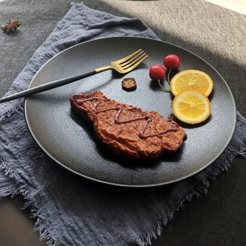 Креативная черная матовая керамическая обеденная тарелка домашняя для стейка