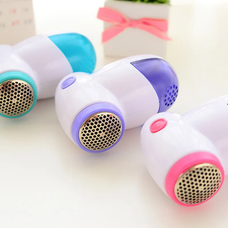 1pcs Mini Portable Sweater Clothes Carpets Lint Pill Fluff Remover Electric Hair Ball Trimmer Fabric Fuzz Lint Ball Shaver