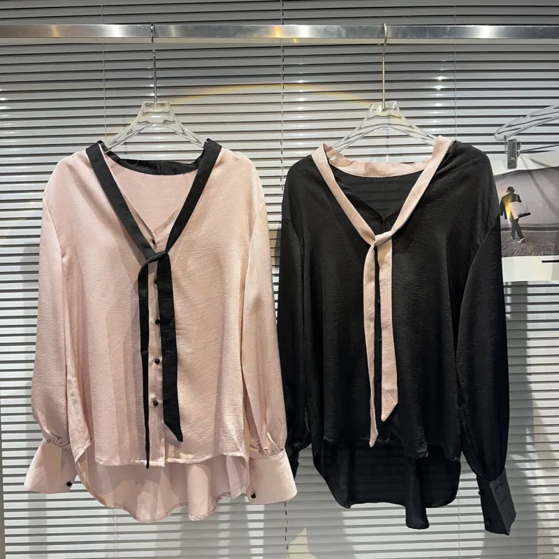 

BORVEMAYS Women Shirt Loose Patchwork Contrasting Colors Drawstring Single-breasted V Neck Long Sleeve Autumn Blouses WZ3893