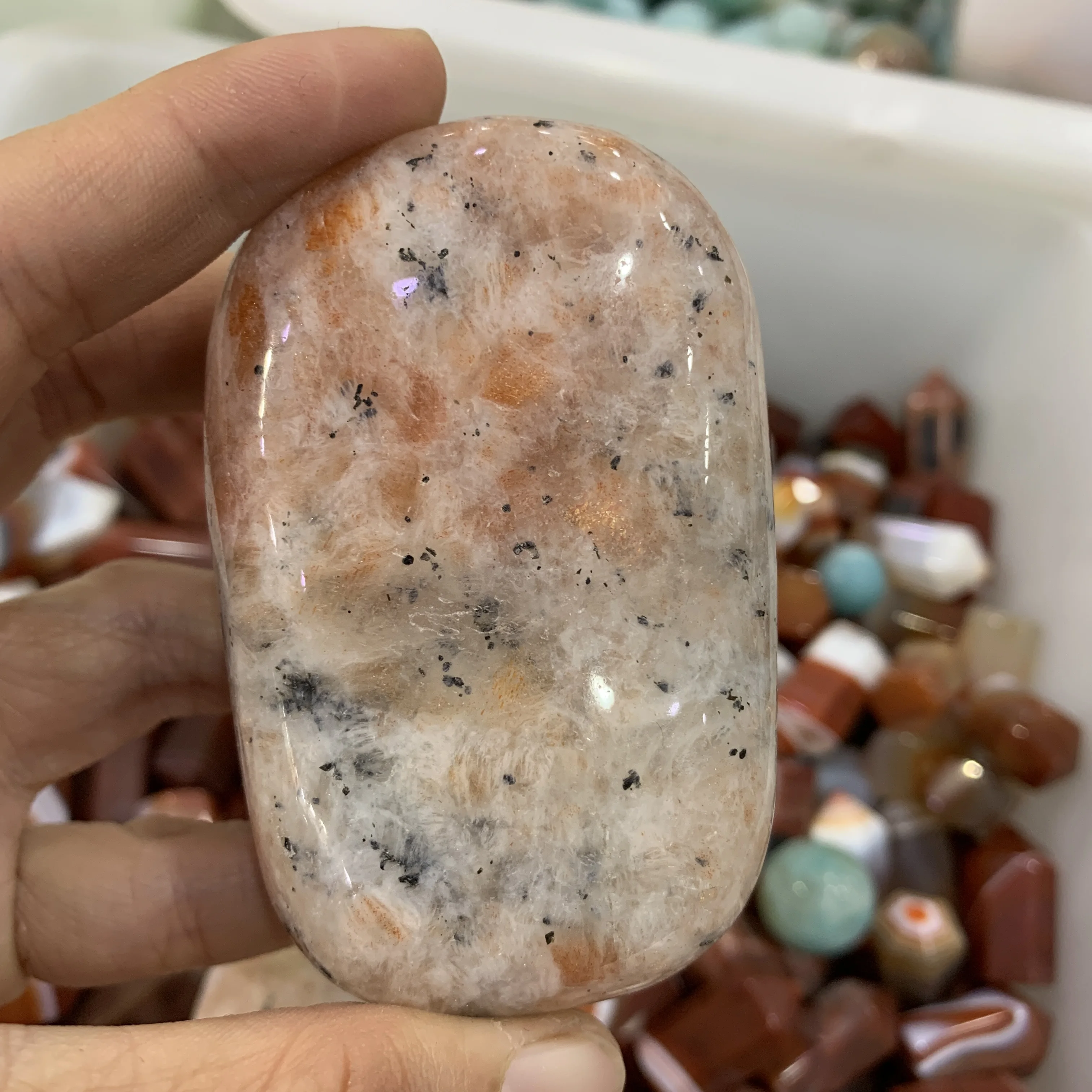 Камень приносящий удачу. Мощные камни. Камни тонсиля. Мощный камень. Мощные камни.