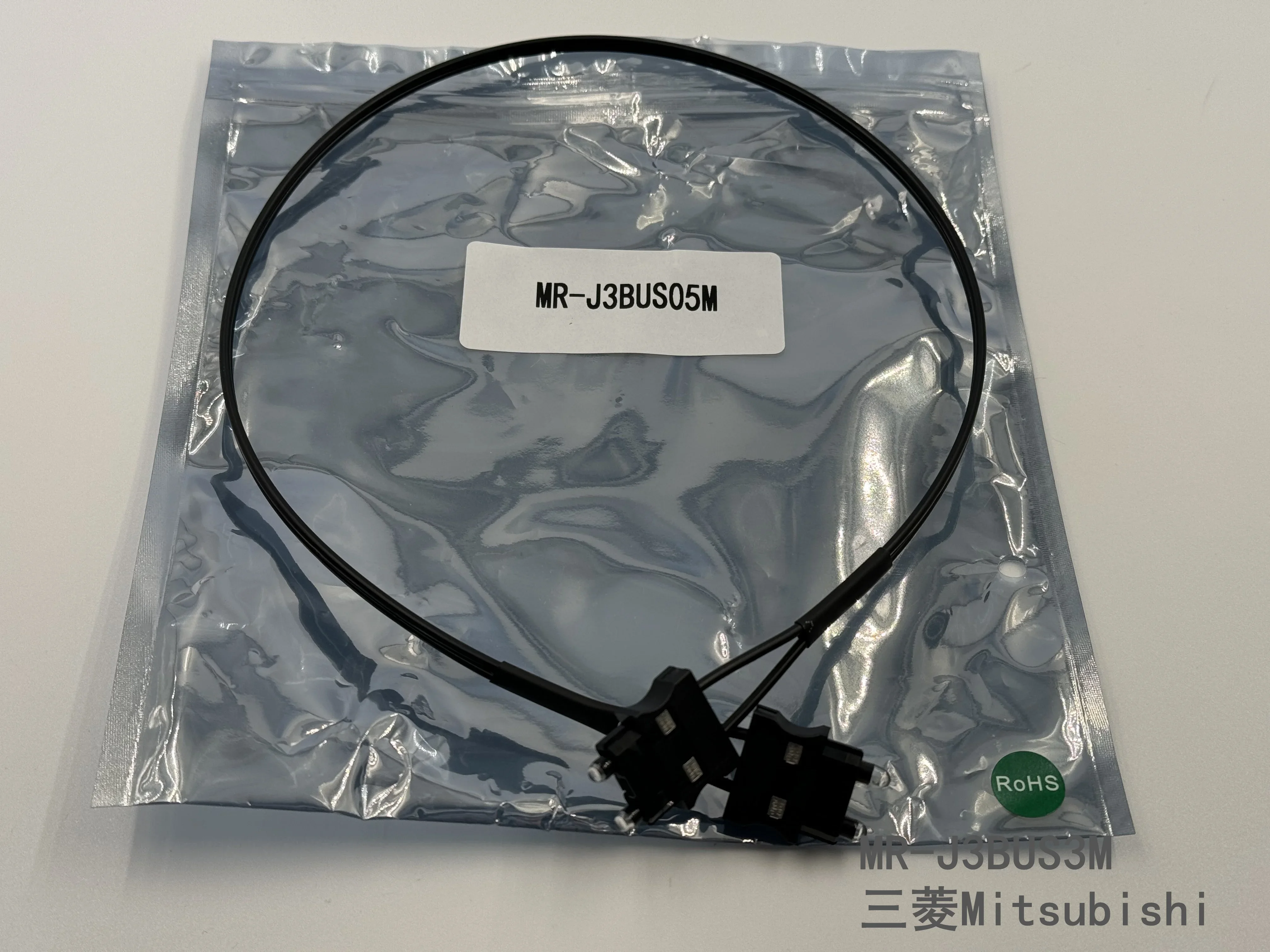 Фото MR-J3BUS3M Электрический оптоволоконный кабель Mitsubishi для сервоусилителя Mitsubishi №5