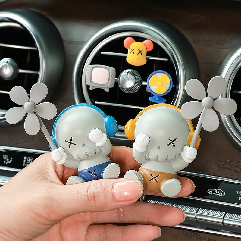

New Car Air Outlet Aroma Interior Decoration Supplies Vute Car Perfume Cartoon Doll Air Conditioning Port Accessories
