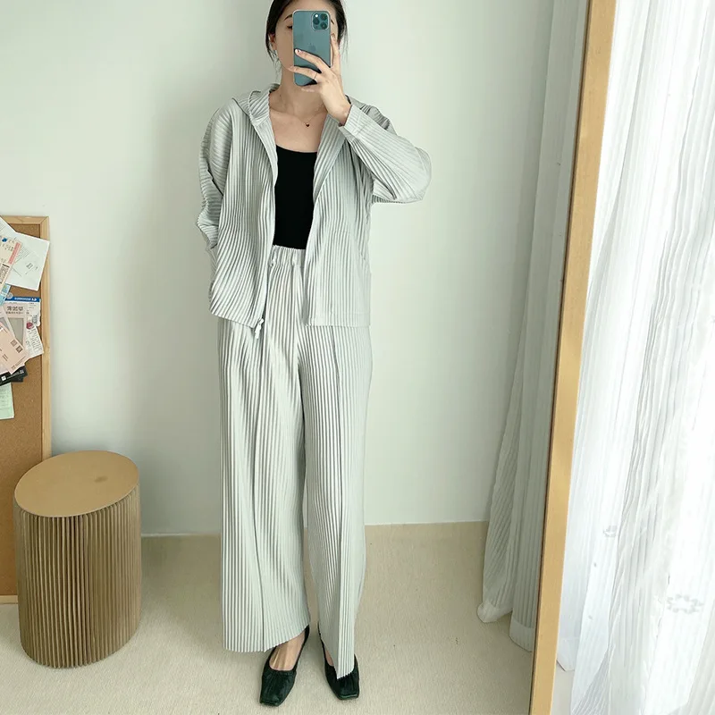 

Fashion Leisure Suit Women's 2022 Spring And Autumn New Fold Hooded Zipper Coat Wide Leg Trousers Two-piece Set