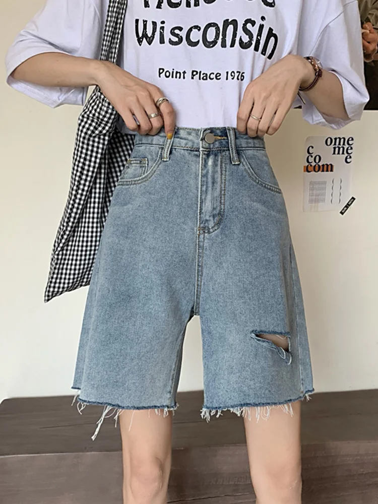 New Spring Summer Women Frayed Hole Retro Blue Denim Shorts Streetwear Female Wide Leg Raw Hem Jeans Shorts Bottoms