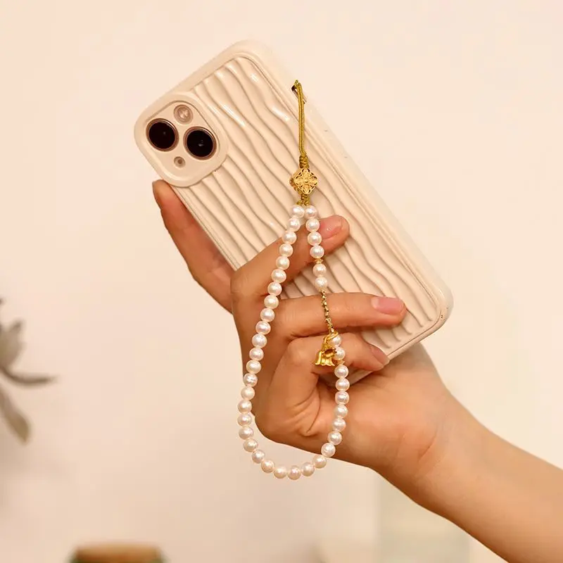 

Linglan Flower Natural Pearl Phone Chain Short Anti Loss Hanging Strap Wrist Design Small and Luxury Gift for Girlfriends