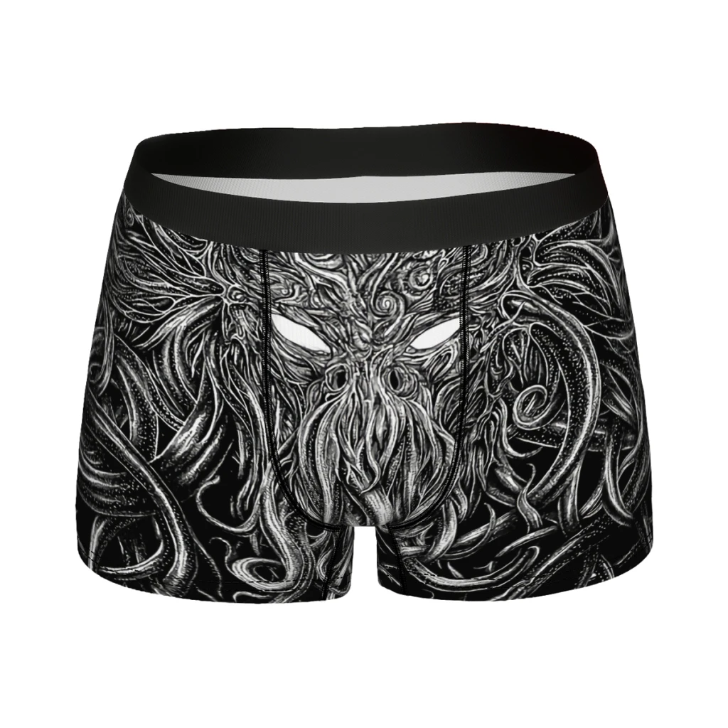 

Трусы-боксеры мужские с рисунком на черном фоне