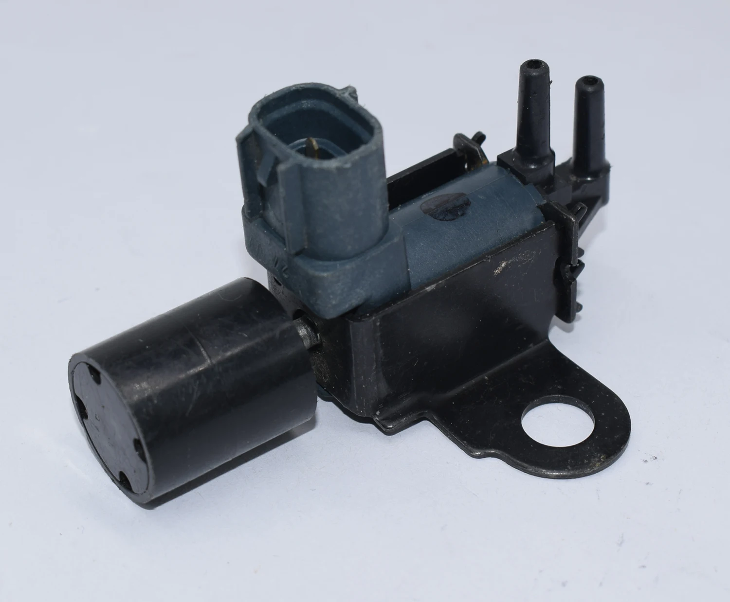 Вакуумный клапан для Renault Vel Satis 2003 8943753311 SIG569 8-94375331-1 184600-1751