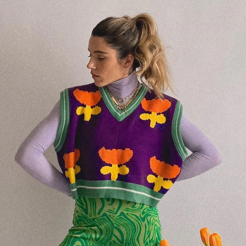 

Cute Floral Print Knitted Sweater Vest Women Preppy Style Y2K Vintage Clothes Patchwork Striped Sweater Vest Female Knitwear y2k