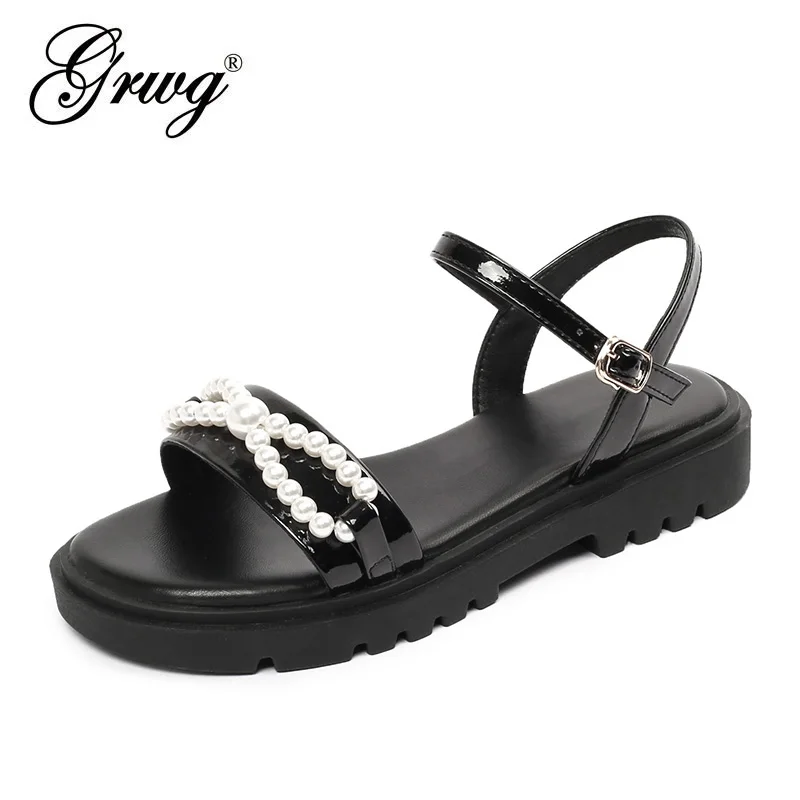 

2022 Summer Women Sandals New Fashion Solid Color Patent Leather Casual Ladies Open Toe Buckle Strap Med Heels Female Sandalias