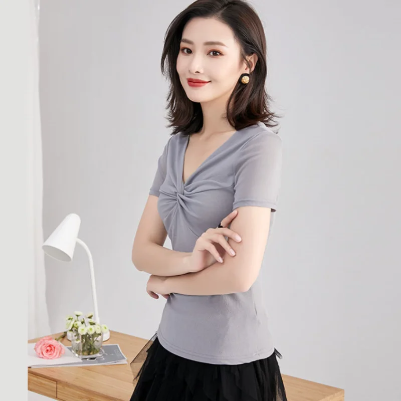 

Short Sleeve Loose T-shirt Women's V-neck Bottoming Shirt Solid Color Slim Fit Pullover Tops 2023 Summer New Pleated T-shirt