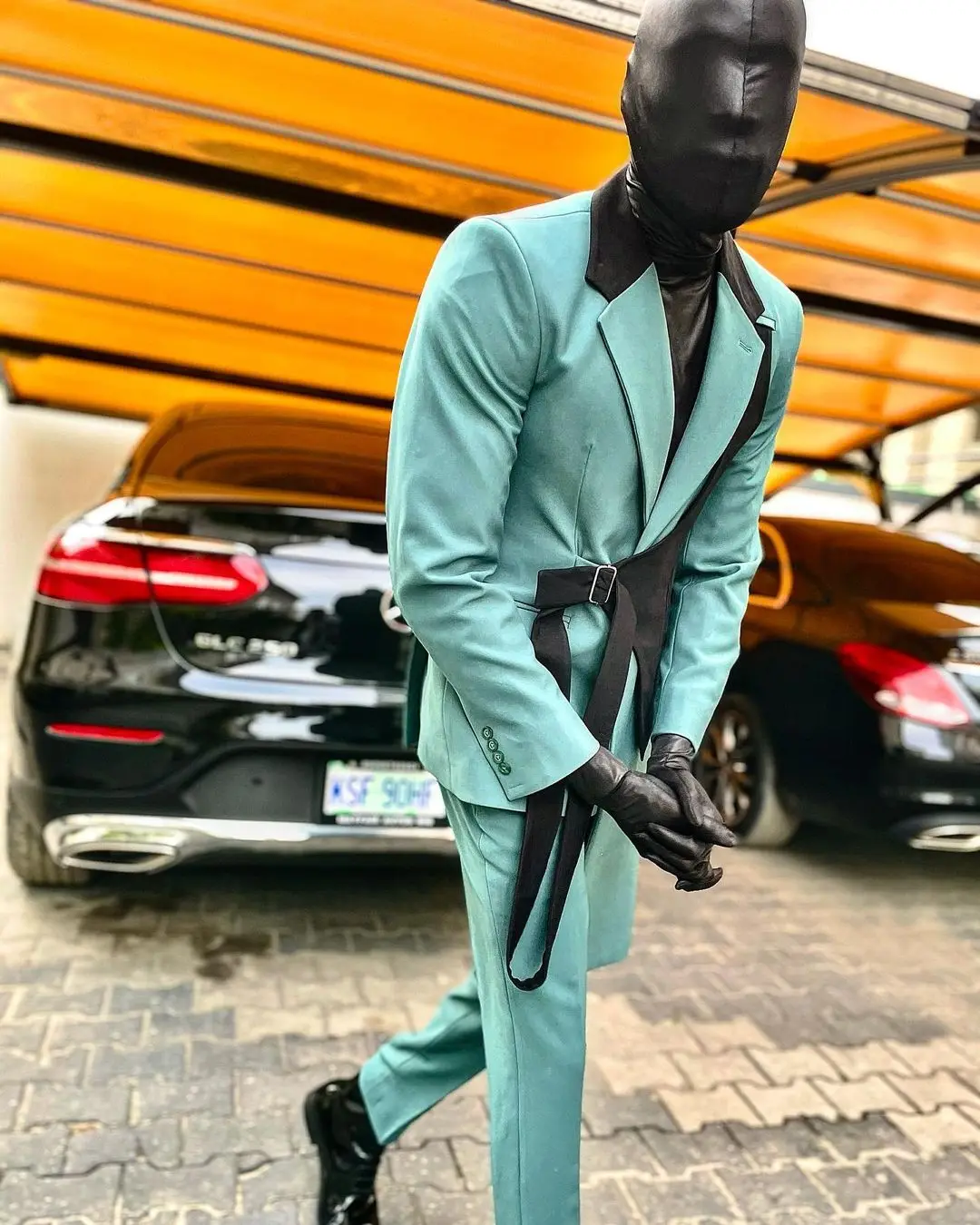 Рисунок 3 - Костюм мужской облегающий синего цвета из 2 предметов