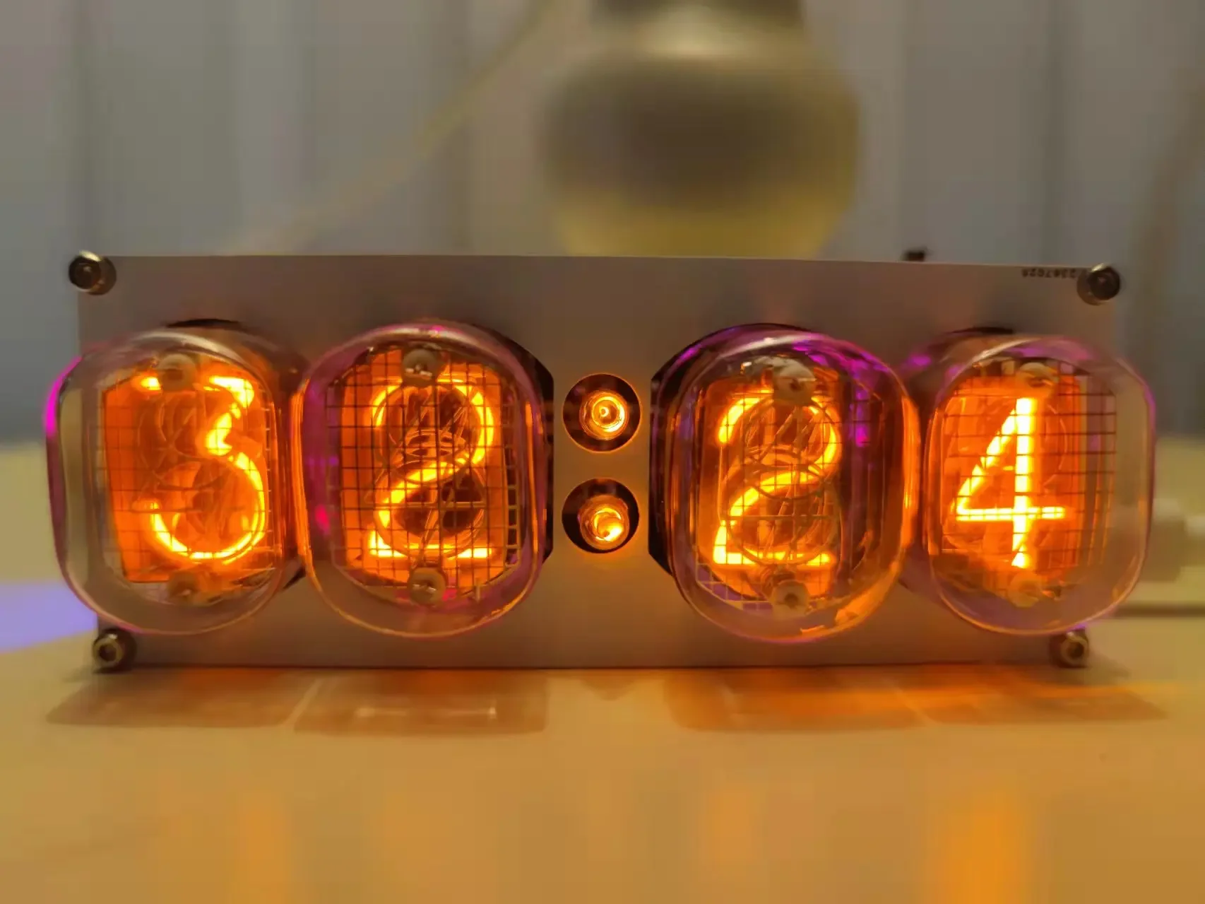 

Настольные часы TULX RGB