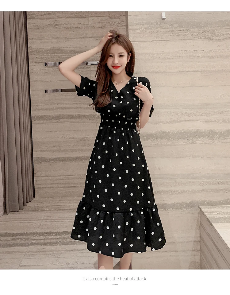 Женское шифоновое платье в горошек элегантное приталенное Плиссированное