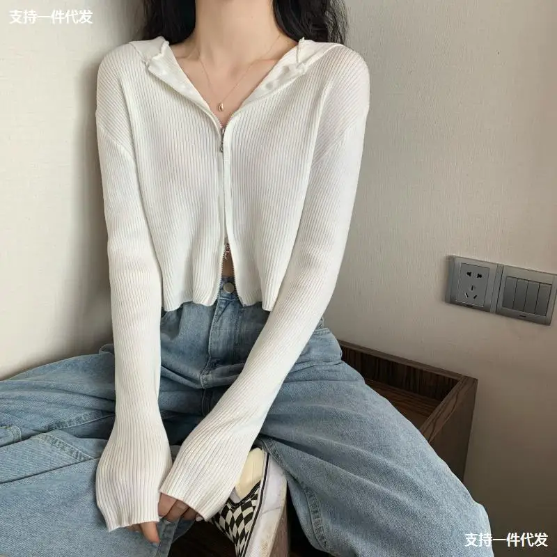 

High Quality Fashion Designer Cardigan Long Sleeve Contrast Color Zipper Knitted Sweaters Short Top