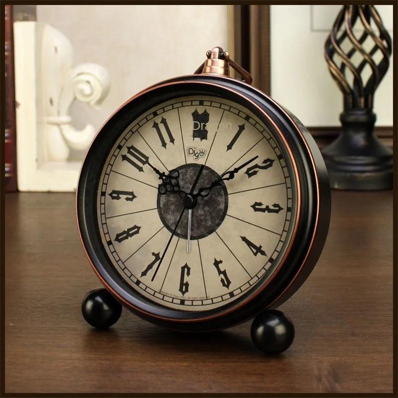 

Clock retro American living room desktop clock desktop household clock decorations alarm clock bedroom silent Bedside Alarm