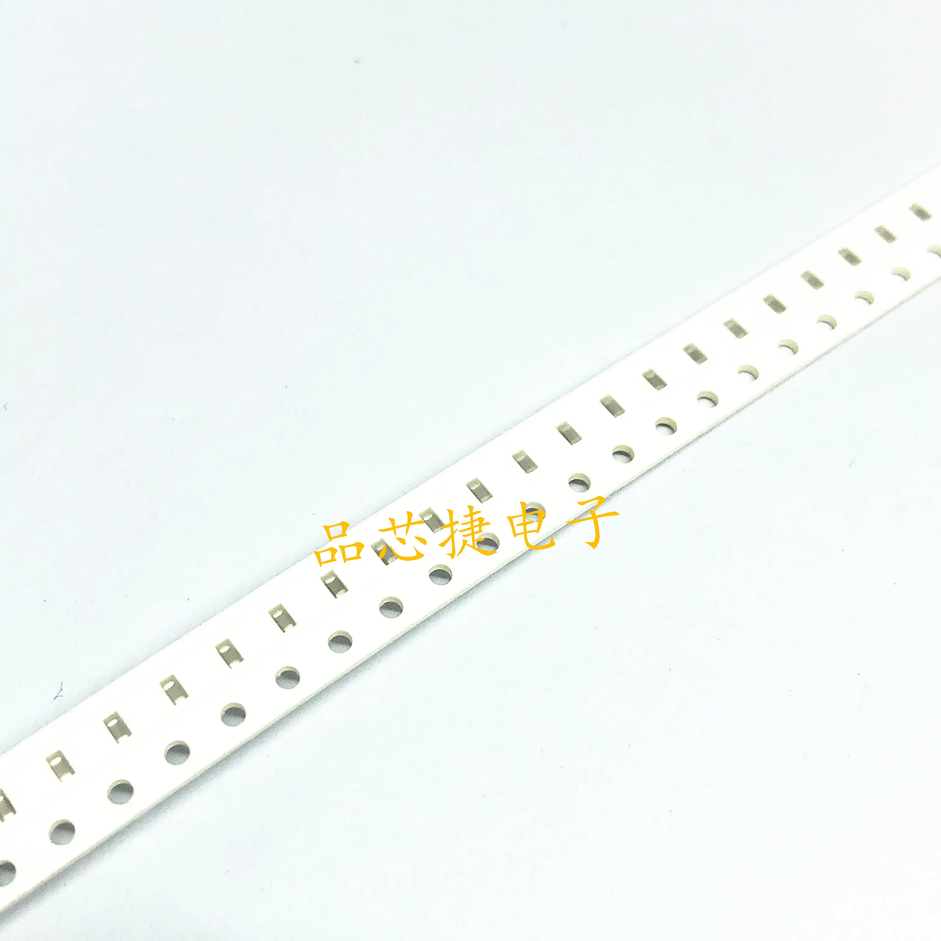 

10 шт. оригинальный новый конденсатор CBR06C809CAGAC 0603 8PF 250V SMD