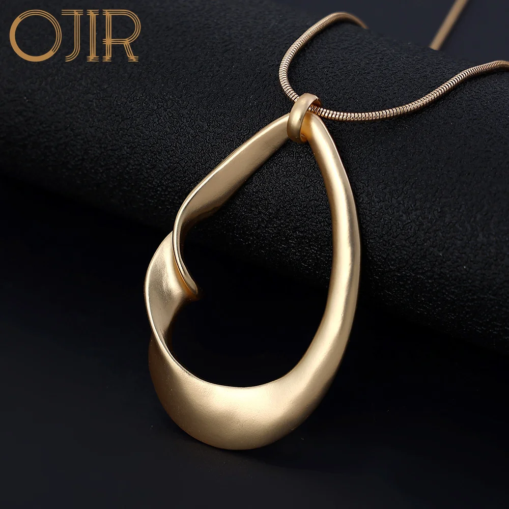 

Geometric Suspension Pendants Vintage Long Chains Colar Necklace Goth Jewelry for Women 2023 Fashion Stranger Trending Products