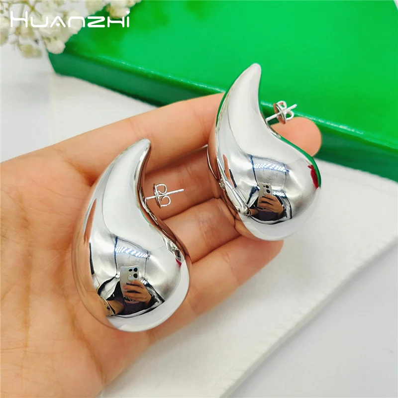 

HUANZHI New Metal Huge Size 4CM Droplet Water Drop Earrings for Women Girls Exaggerated Fashion INS Oversized Chunky Jewelry