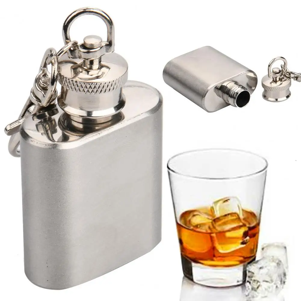 

1 oz Hip Flask Portable Good Sealing Sturdy Anti-rust with Keychains Travel Bottle Wine Flask Daily Use