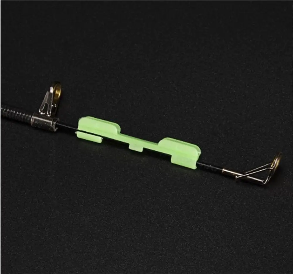 

10pcs Night Fishing Rod Tip Light Holder Clip Used On Fishing Rod Feeder Fluorescent Light Glow Stick Tool Fishing Accessories