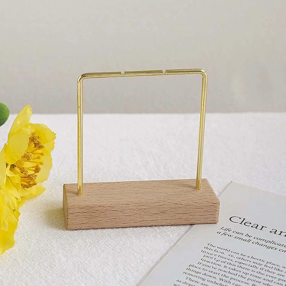 

Металлическая подставка для ювелирных изделий