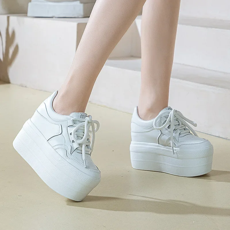 Кроссовки на танкетке высочайшего качества 11 см массивная обувь женские