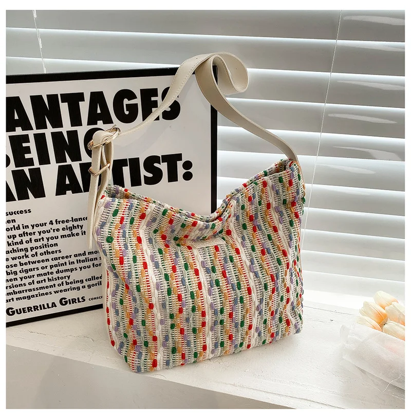 

Colour Beach Straw Bag Large Capacity Shoulder Bag For Women Handmade Woven Handbag Raffia Rattan Bag Vacation Casual Tote Bag