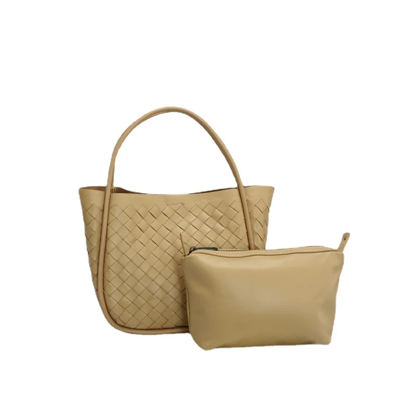 2023 new soft sheepskin hand-woven handbag shoulder crossbody bag fashion leather women's bag