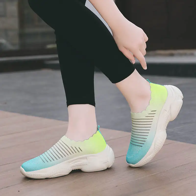

Best Seller Luxury Sneakers Woman Fashion Trainers Women Sport Shoes Black Running Sneakers Woman Summer Sports Shoes Tennis