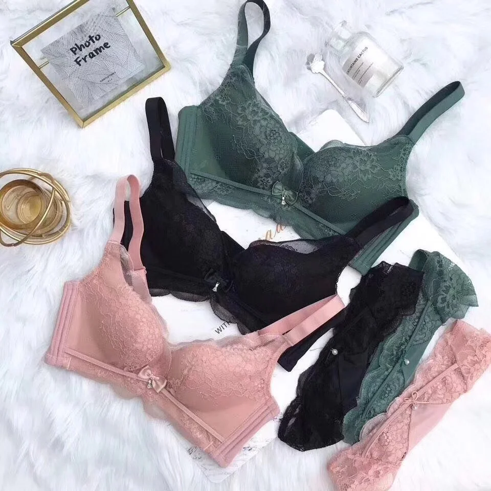 

Yunxi a generation hair high-end soft cloud sense Cotton Retro printed bra mesh lace sexy underwear adjustment