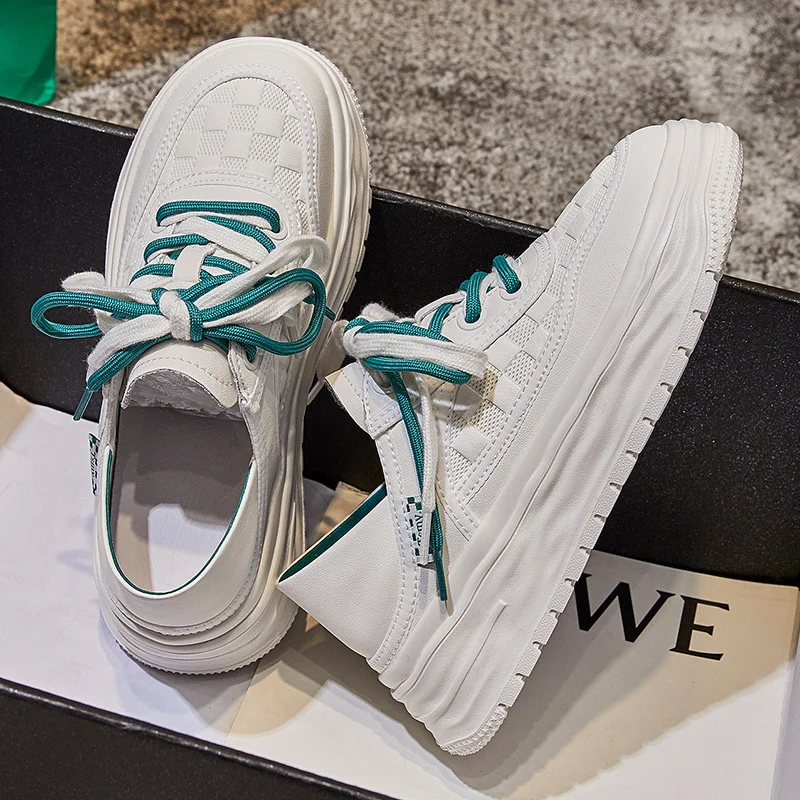 

Luxury brand genuine Foam outsole, two small white 2023 autumn new breathable casual shoes, flat leather women's shoes