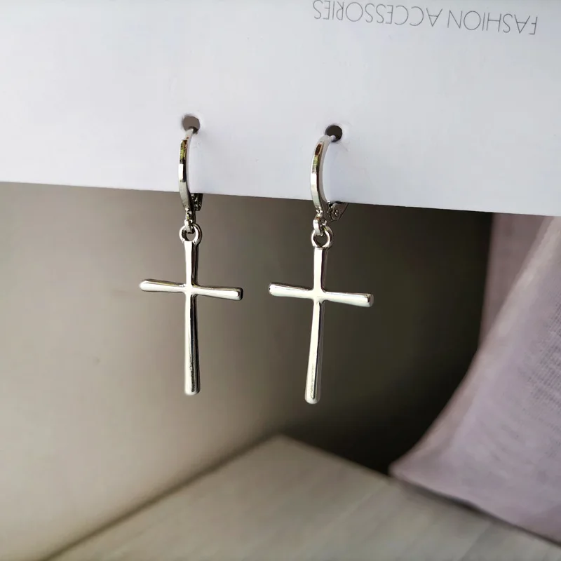

New hip hop punk cross earrings Internet celebrity cool cool fashion metallic earrings for women trendy 2022 wholesale