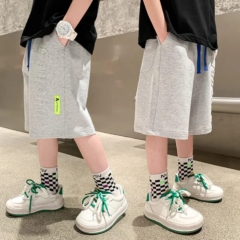 

2022 Children's Clothing Shorts Children's New Cropped Pants Boys Sports Fashion Casual Pants Summer Clothes Purple Grey Blue