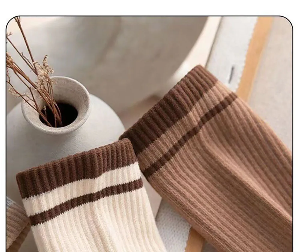 Simple New Sports Women Socks Set 10 Pairs Casual Fashion Black White Ladies Socks Breathable Soild Color Moving Girls Socks