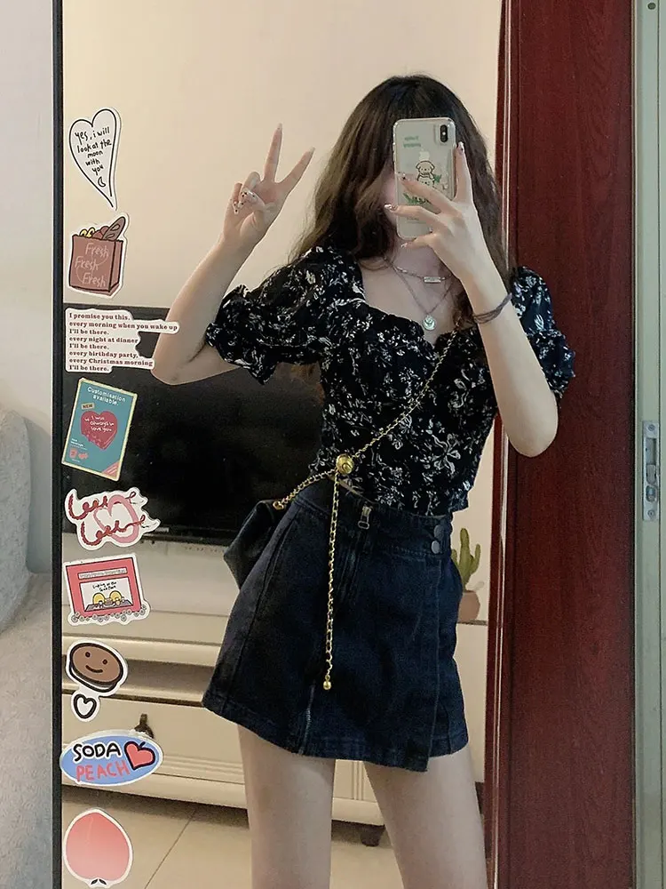 Уникальная шикарная блузка черная рубашка с квадратным воротником и цветочным